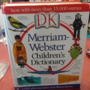 CHILDREN'S DICTIONARY OVER 35,000 ENTRIES & PICS.